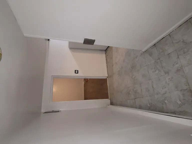 1841 Mohegan Ave #1S — Photo 9