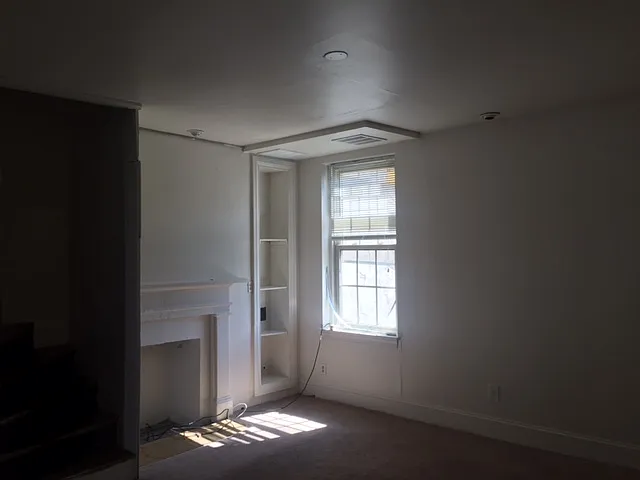 34 N New St — Photo 11
