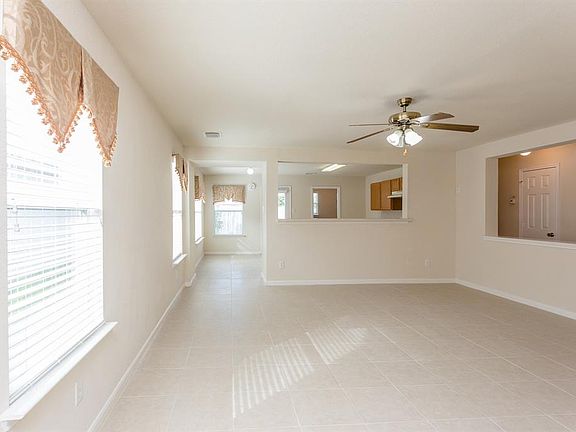 5th image of 15506 Miller House Ln