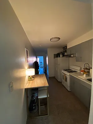 Rented by Jade Stone Real Estate Consulting | media 21