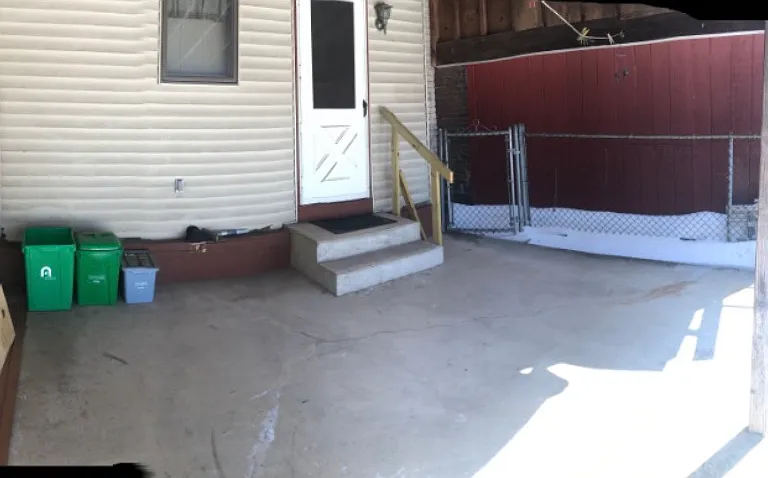 742 Genesee St — Photo 16