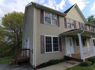 4 Cottage Rd, Johnson, NY 10933