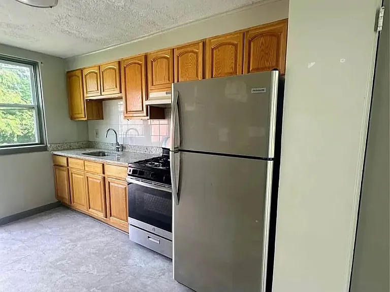 350 Lasalle St #425 — Photo 7