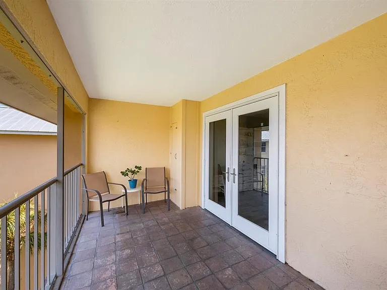 1125 Pinellas Bayway S #305 — Photo 6