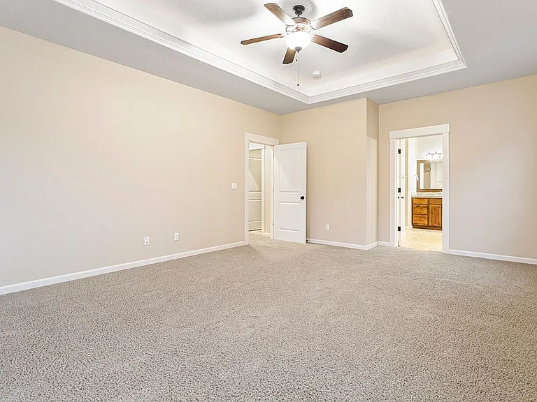 18807 Nutmeg Ln — Photo 13