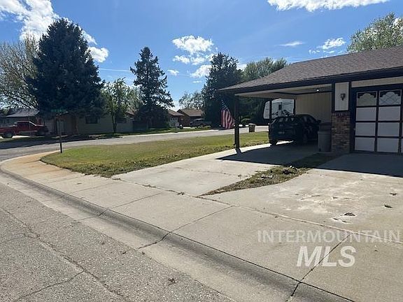 5th image of 601 Riggs St