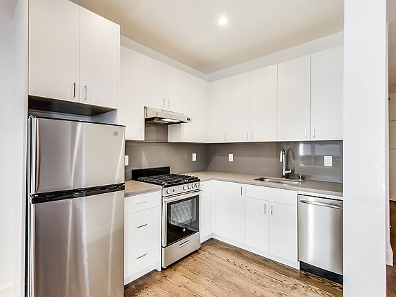 3rd image of 1405 Franklin St #60463234