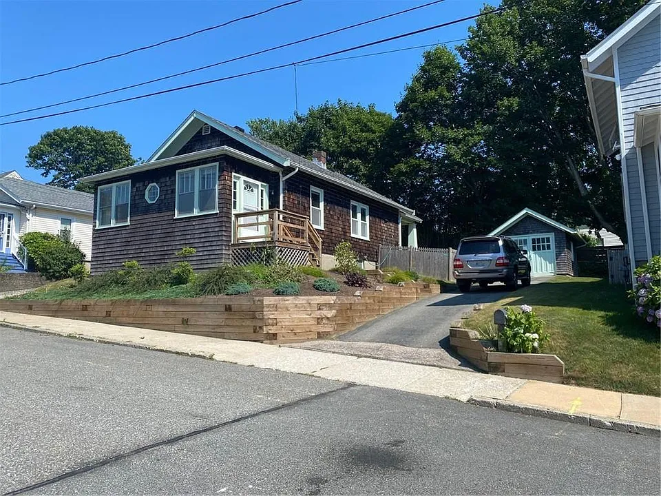 24 Burdick Ave
