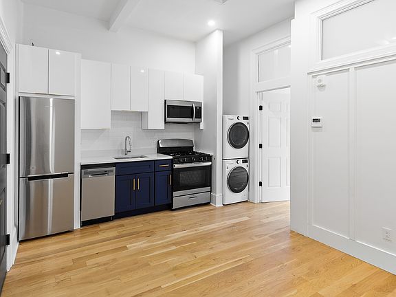 5th image of 244 Weybosset St