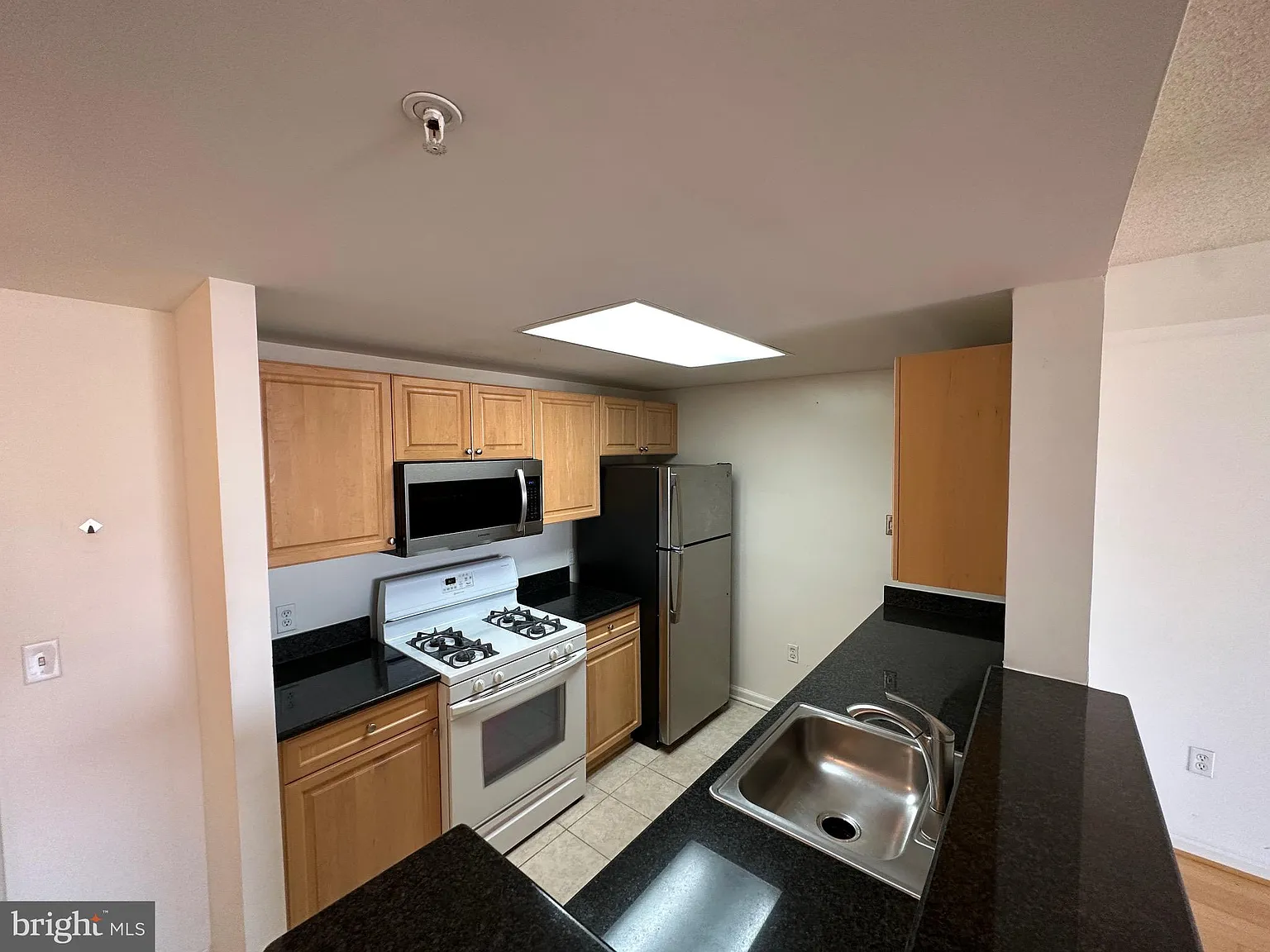 Wilton House Condo — Photo 3