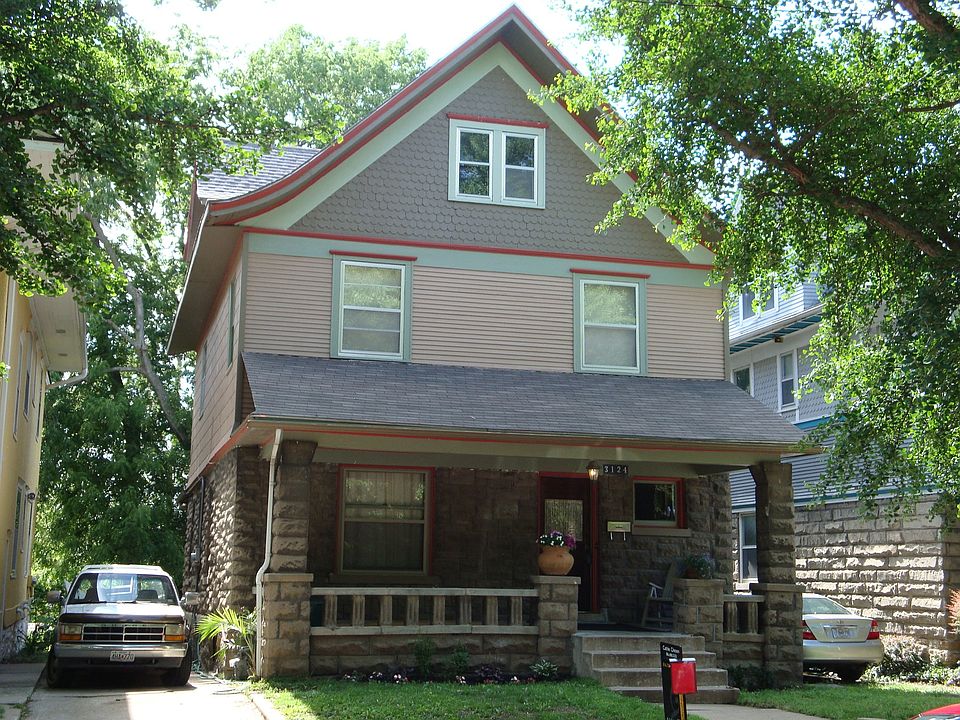 1st image of 3124 Charlotte St