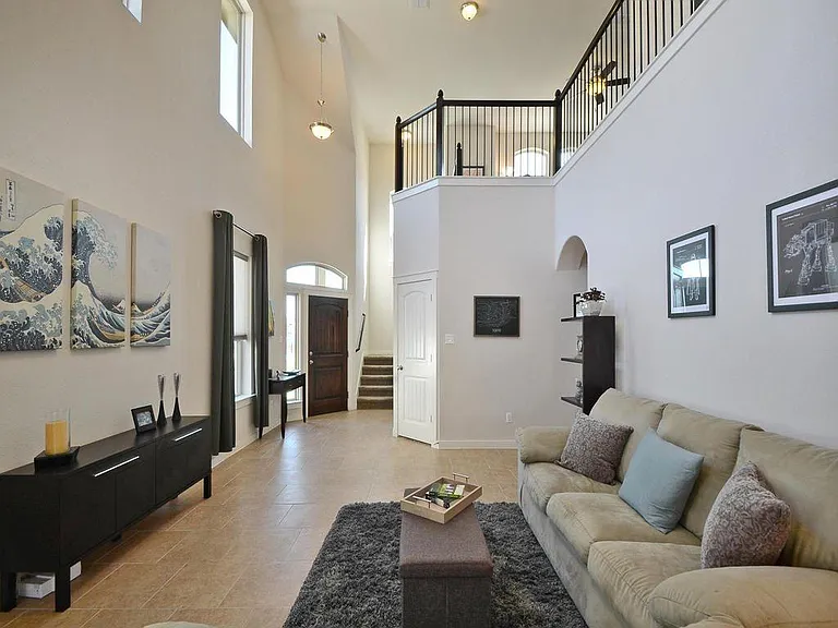 16120 Travesia Way — Photo 9