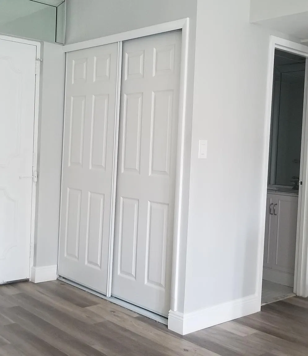 1 bed, 1.5 bath, 690 sqft, $1,890 — Photo 2