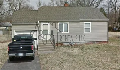 413 Fieldcrest Dr — Photo 9