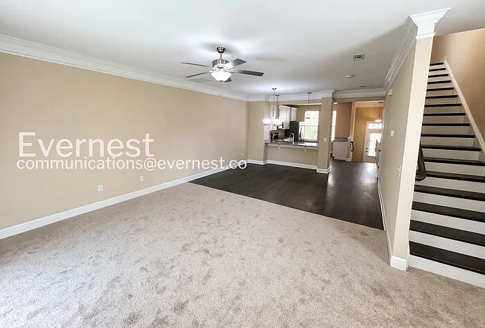351 Kara Ln — Photo 6