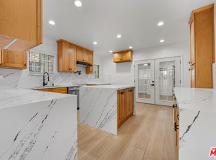 4137 W 58th Pl, Los Angeles, CA 90043