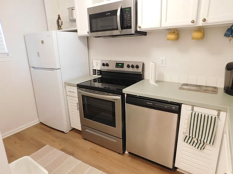 155 Dillon Rd #2420 — Photo 4