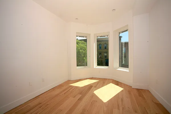 Rented by Citi Nest Group LLC | media 13