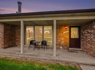 14832 Dexter Ct, Shelby Township, MI 48315