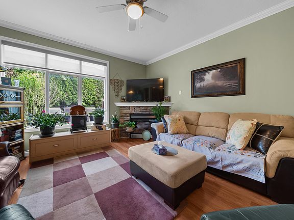 3rd image of 7519 Morrow Rd #6