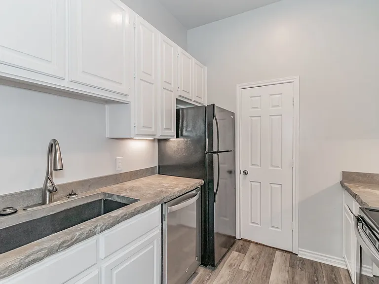 5007 Birchman Ave — Photo 6