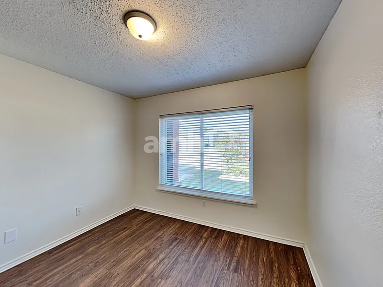 10109 Chapel Glen Ter — Photo 5