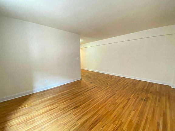 2nd image of 143-23 Barclay Ave #2GG