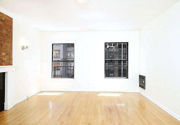 4th image of 60 W 56th St APT 5B