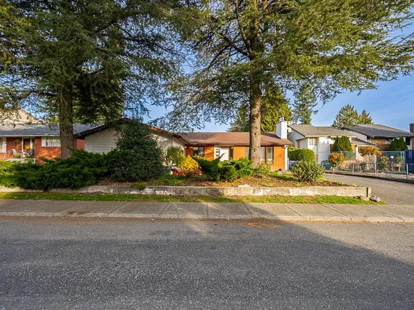32067 Tims Ave, Abbotsford, BC V2T 2H3
