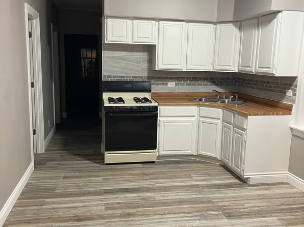 4240 S Mozart St #1, Chicago, IL 60632