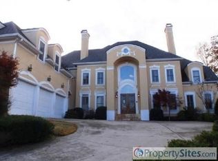 25 Club Ct, Alpharetta, GA 30005