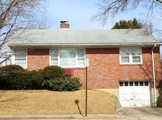 940 Wabank St, Lancaster, PA 17603