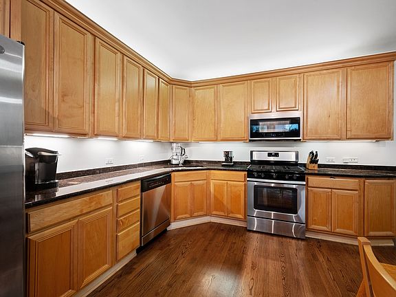 5th image of 4438 N Magnolia Ave APT 1N