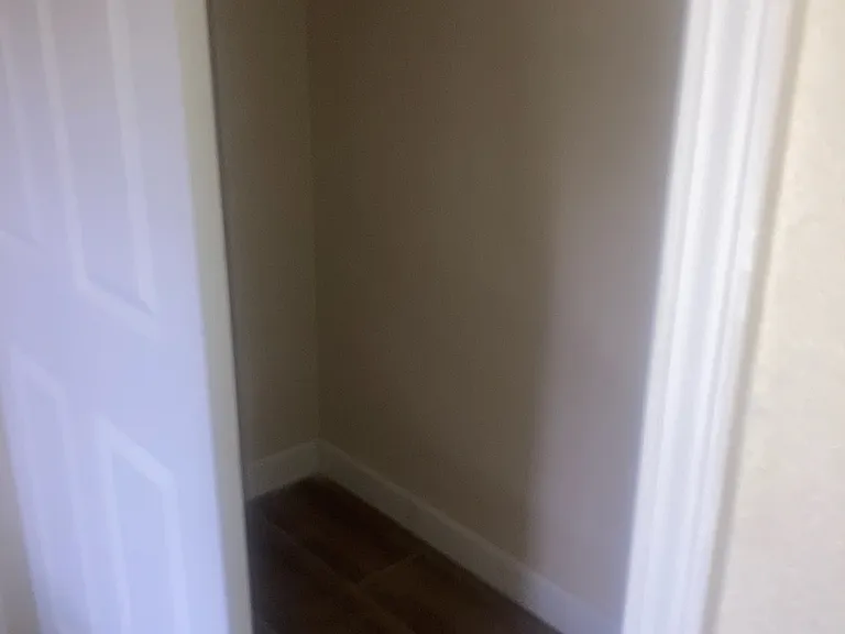 1370 Evelyn Way #9 — Photo 17