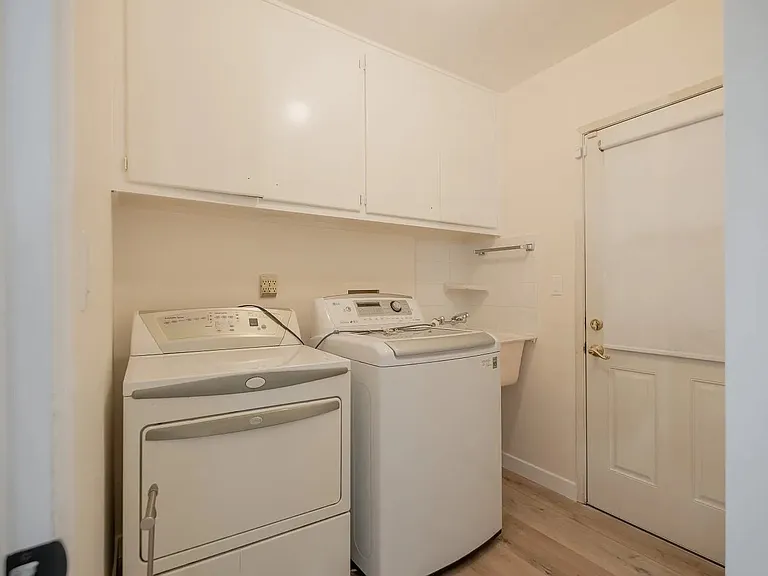 13765 Astoria St — Photo 15