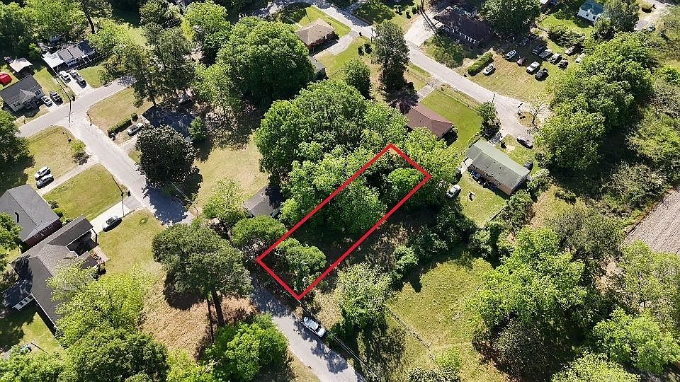 1st image of 346 Dixon St.