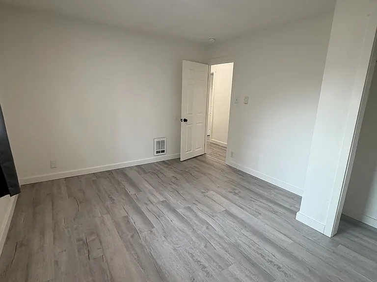 316 Willow St — Photo 8