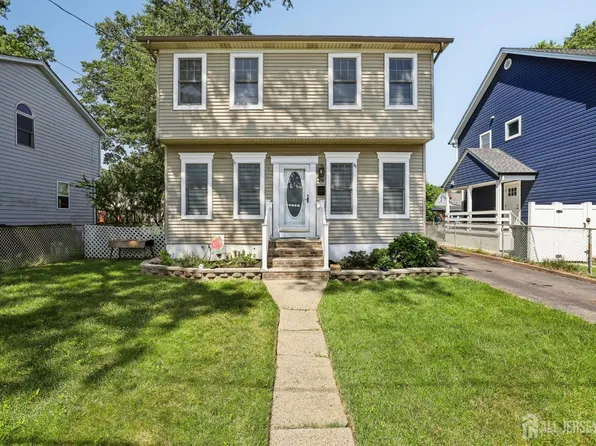 29 Madison Ave, Avenel, NJ 07001