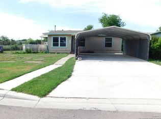 110 W Green Way Ave, San Antonio, TX 78226
