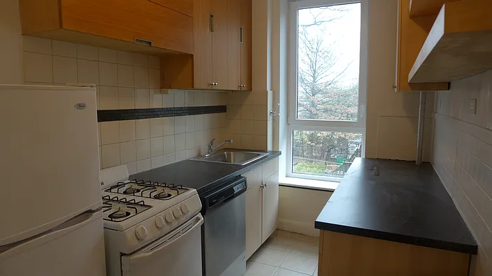 Rented by Garfield Realty  | media 14