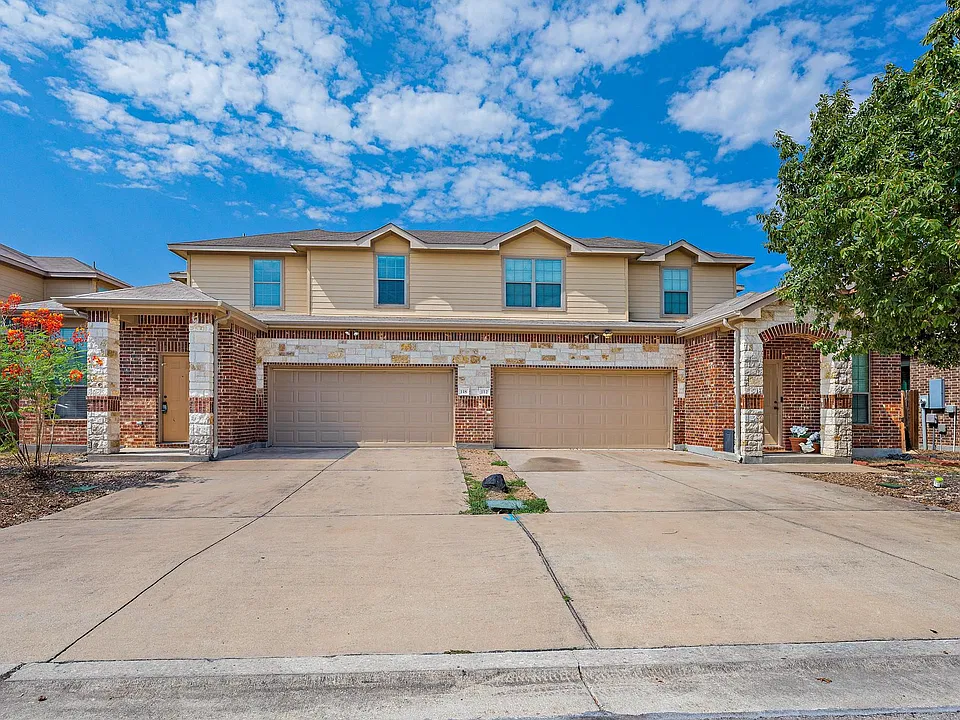 112 Creekside Villa Dr