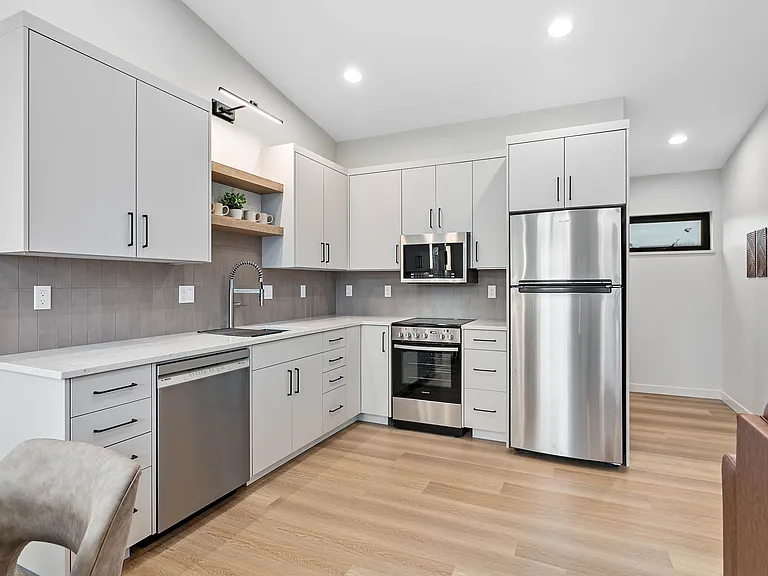 2517 Vallette St #101 — Photo 20