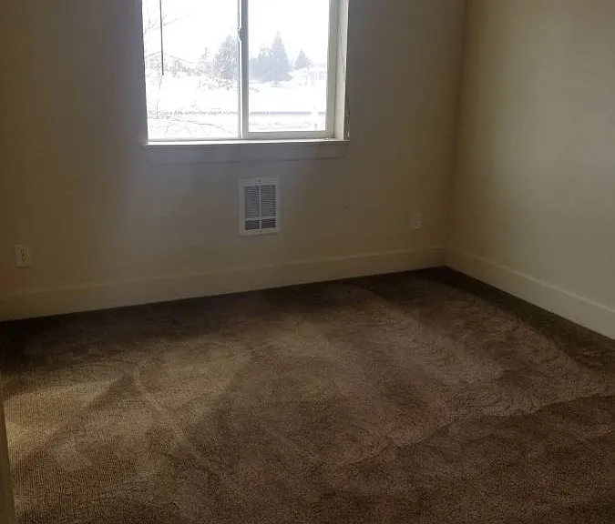 40 E Washington St #1 — Photo 4