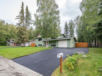 741 High View Dr, Anchorage, AK, 99515