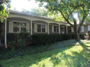 917 Huntington Rd, Emporia, KS 66801