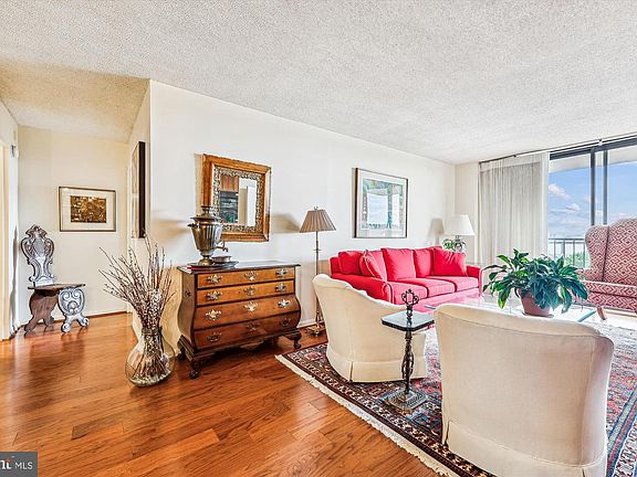5th image of 7420 Westlake Ter APT 1202