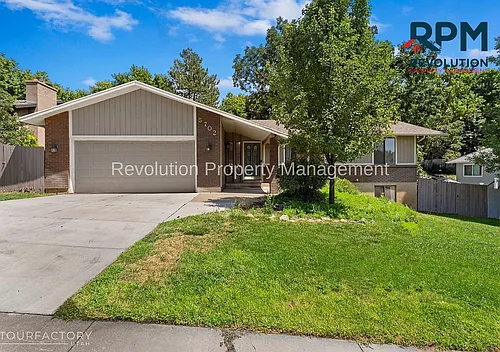 5702 Maplewood Dr Photo 1 5702 Maplewood Dr Photo 1
