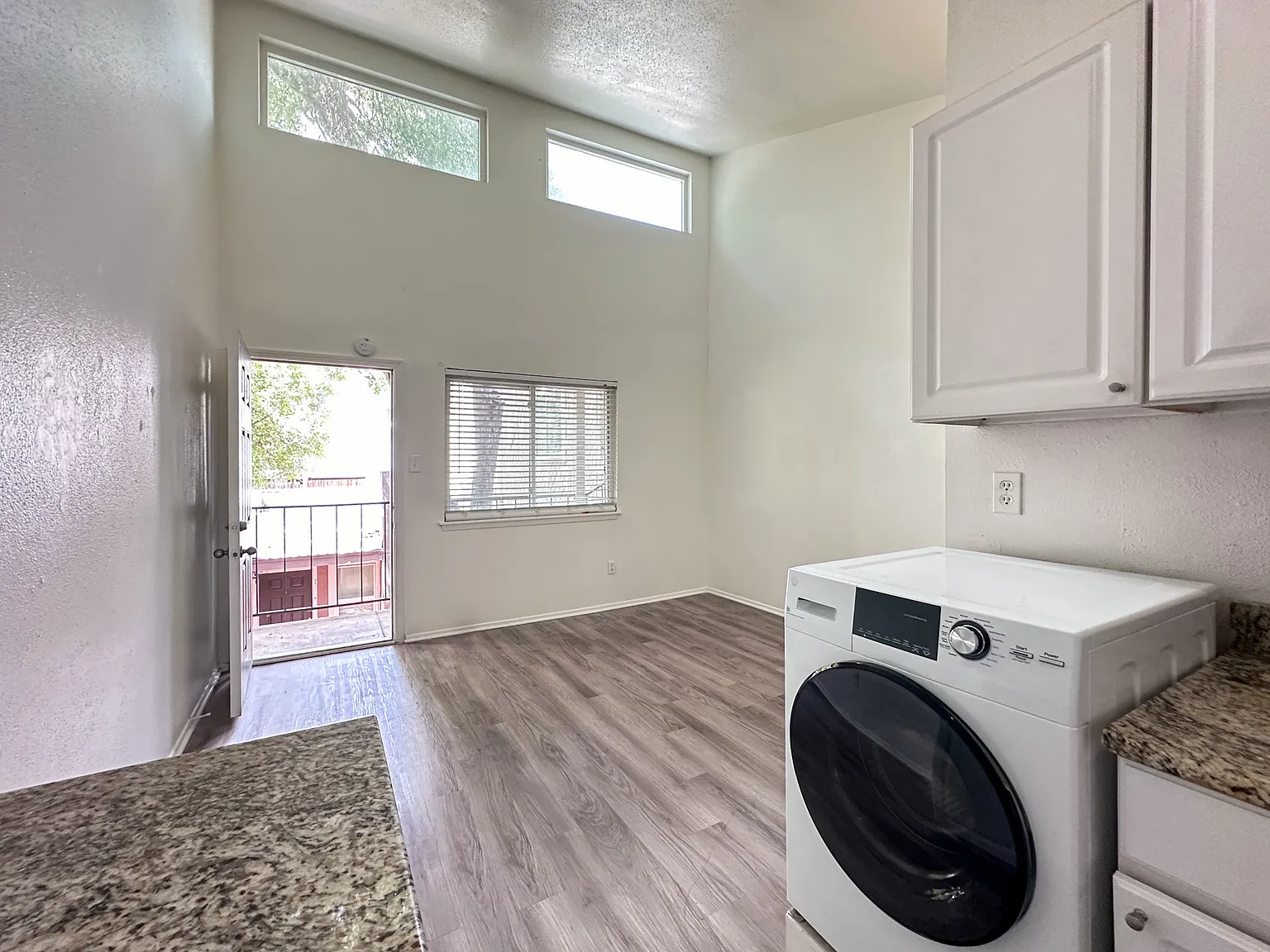 1 bed, 504 sqft, $1,095 — Photo 3