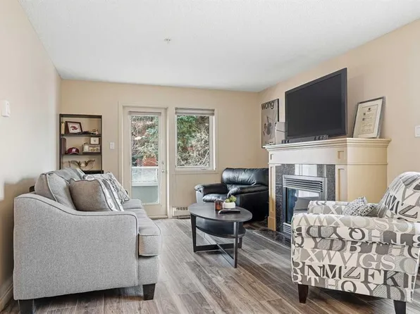 790 N Kingsmere Cres SW #212, Calgary, AB T2V 2G9