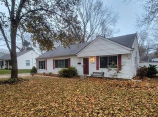 2327 W 79th Ter, Prairie Village, KS 66208